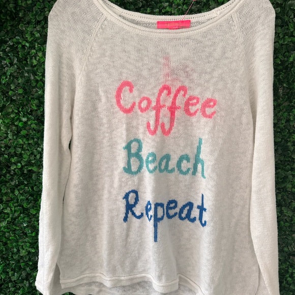 NWT Lilly Pulitzer White Sweater with Coffee Beach Repeat - Picture 4 of 5